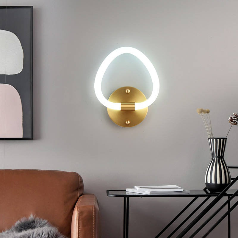 Wall Mounted Light with Round Base